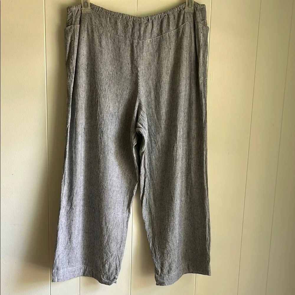 Chico's Black and White Wide Leg Linen Blend Coastal Lagen Look Pants Sz 12 or L